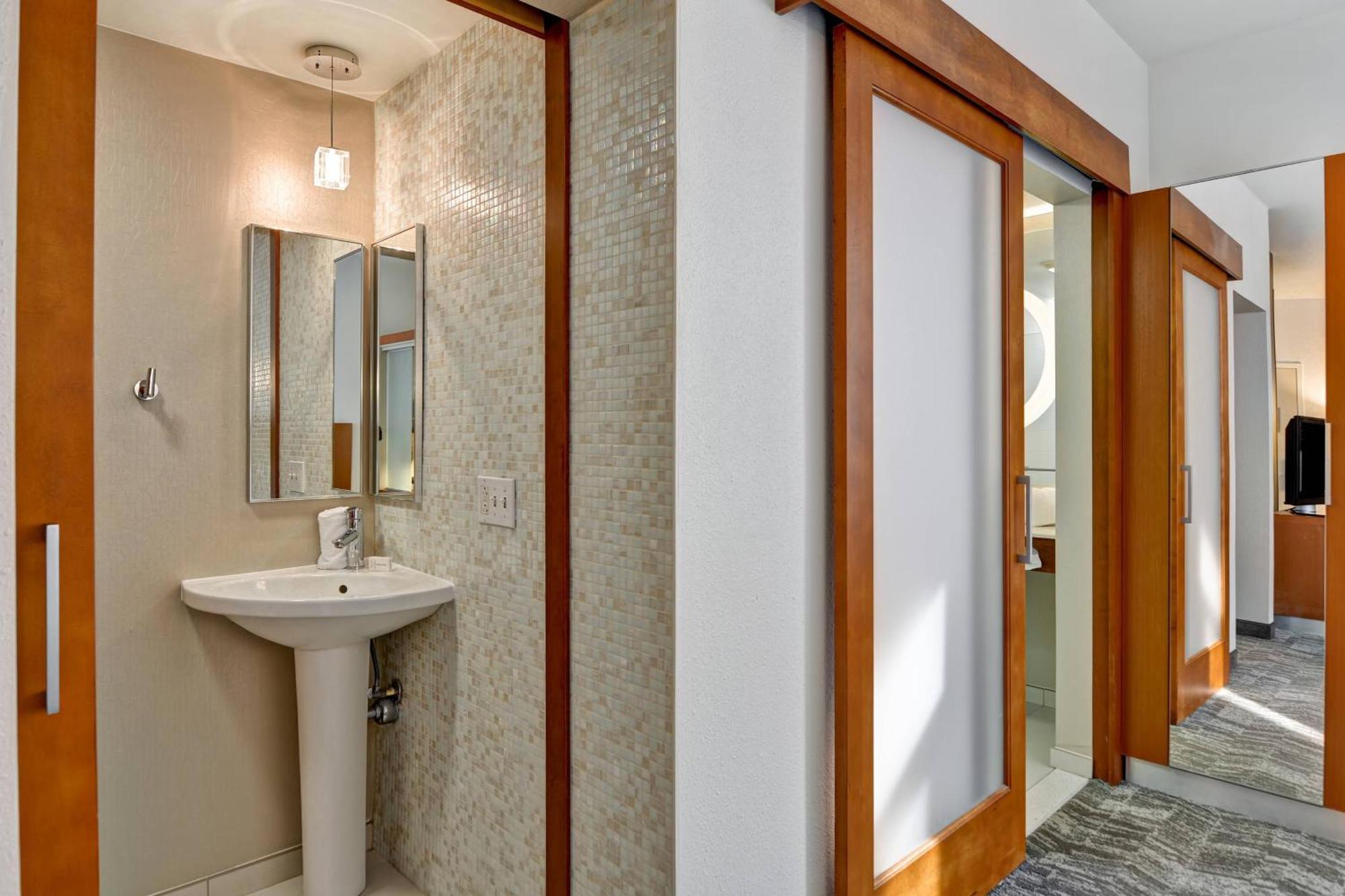 Springhill By Marriott Midtown 3* Cincinnati